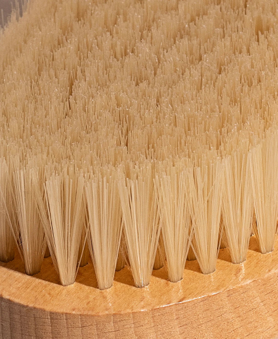 La brosse à sec ayurvédique