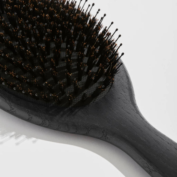 Brosse à cheveux revitalisante large | 4 couleurs