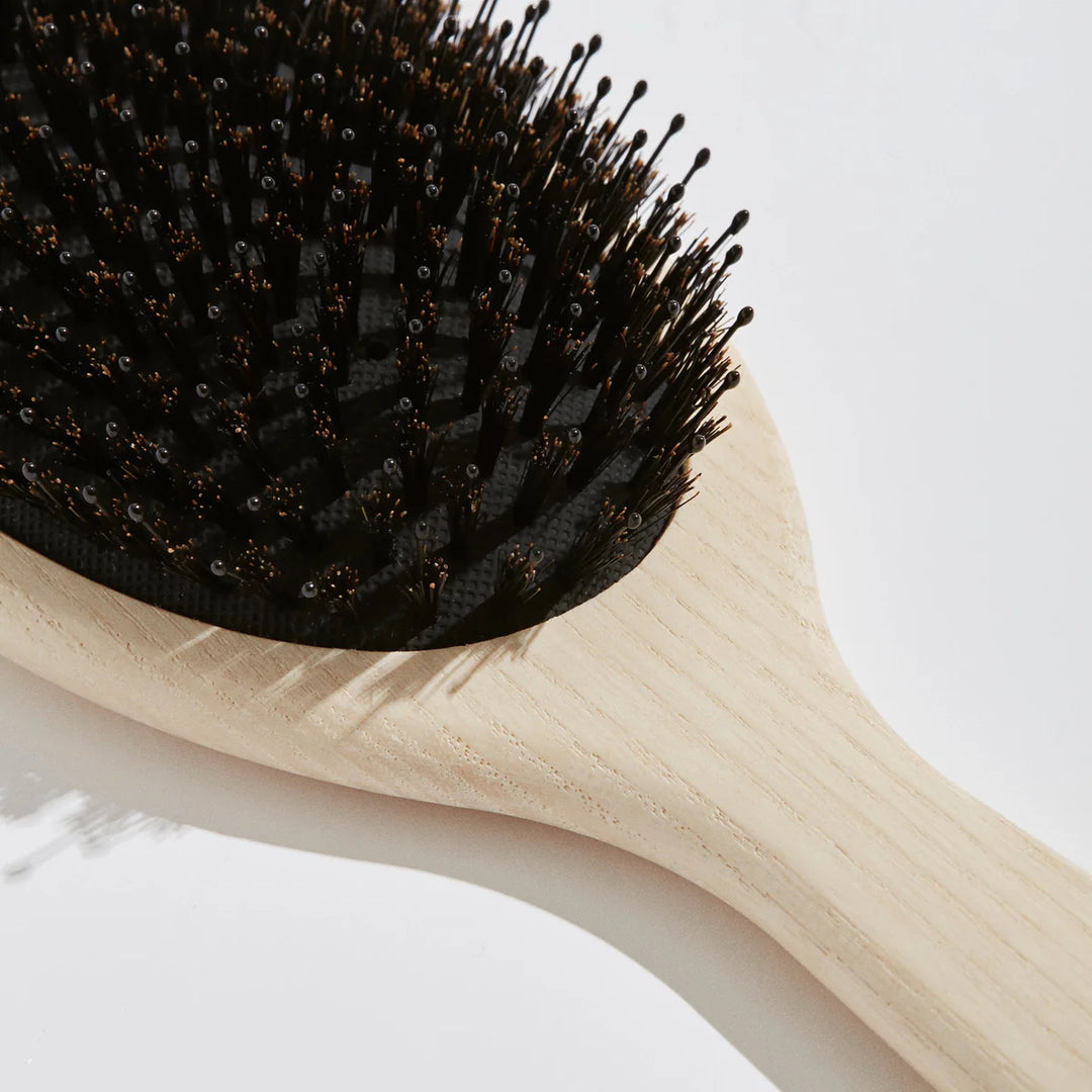 Brosse à cheveux revitalisante large | 4 couleurs
