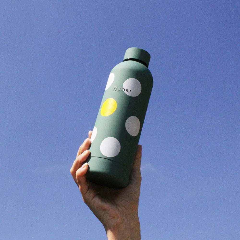 Bouteille d'eau réutilisable The One CADEAU